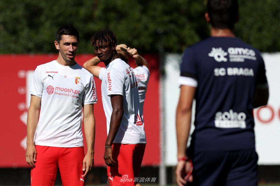 位职业球员 位职业球员